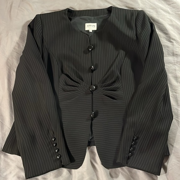 Armani Collezioni Made in Italy Pinstriped Skirt Suit 2 piece - Picture 11 of 16